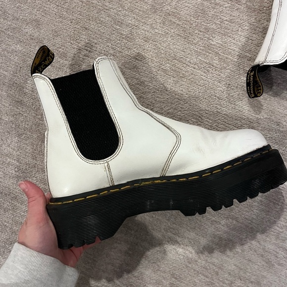 2976 Smooth Leather Chelsea Platform White Quad Dr. Martens size 6 - Picture 5 of 11
